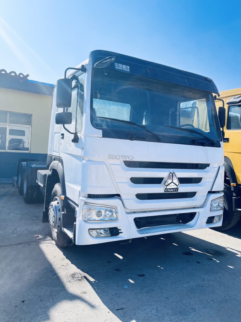 HOWO 371HP 6×4 Tractor Truck